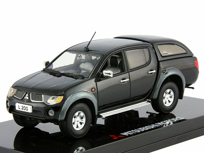 Модели 200. Mitsubishi l200 1/43. Toys Mitsubishi l200. Моделька Mitsubishi l200. Модель 1:43 Мицубиси l200.