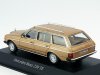 Масштабная модель Mercedes-Benz 230TE W123 (S123) 1980-1986 золотой мет. ракурс 5