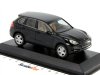 Масштабная модель Porsche Cayenne 2014 Platinum Edition черный ракурс 3