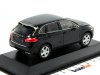 Масштабная модель Porsche Cayenne 2014 Platinum Edition черный ракурс 2