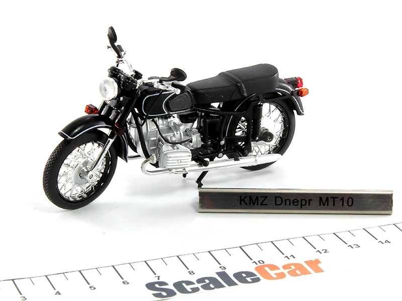 Dnjepr MT10 scale 1:24 Motorcycle Model From Atlas Kmz Dnepr 