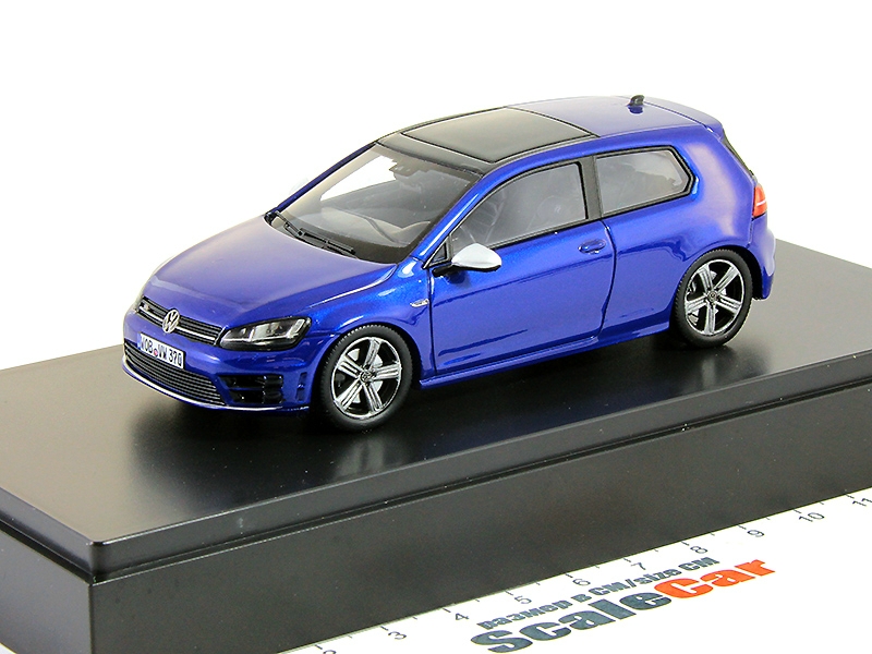 18. Vw golf 6 1:18. модель vw golf 7 1:43. Golf 7 1/43 herpa. машинки технопарк фольксваген пассат.