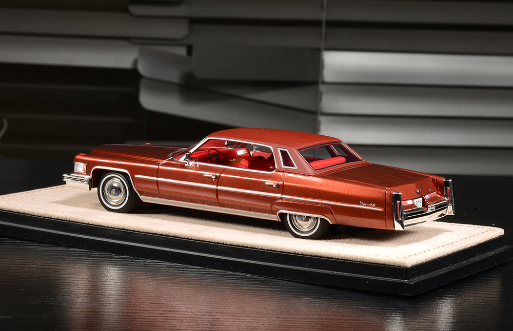 Cadillac Coupe Deville 1976 Lowrider