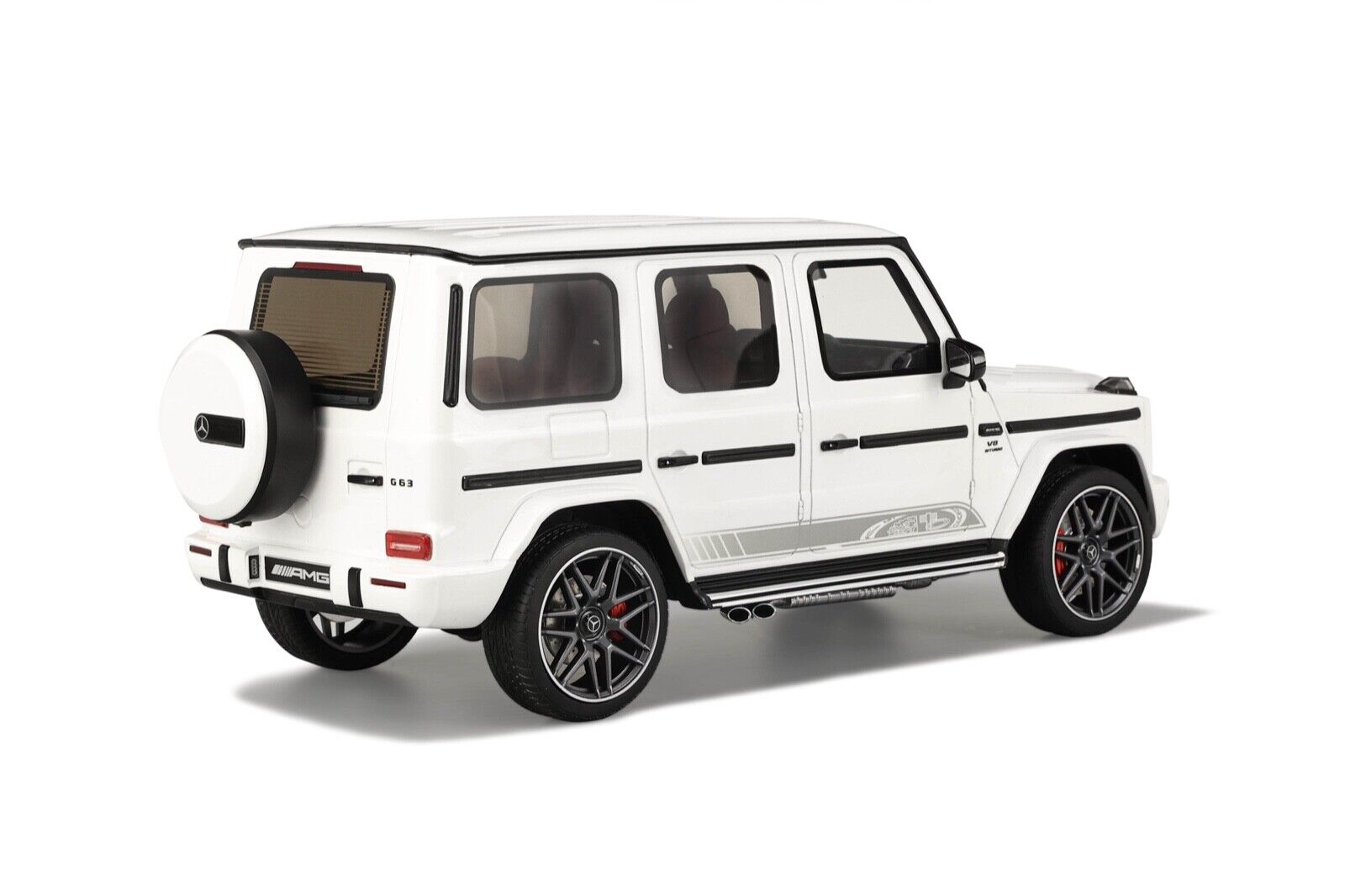 Масштабная модель Mercedes-Benz G 63 AMG W463 - Edition 55 белый лучшая  цена!