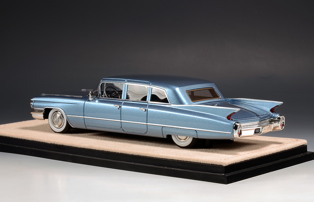 Cadillac Fleetwood 75