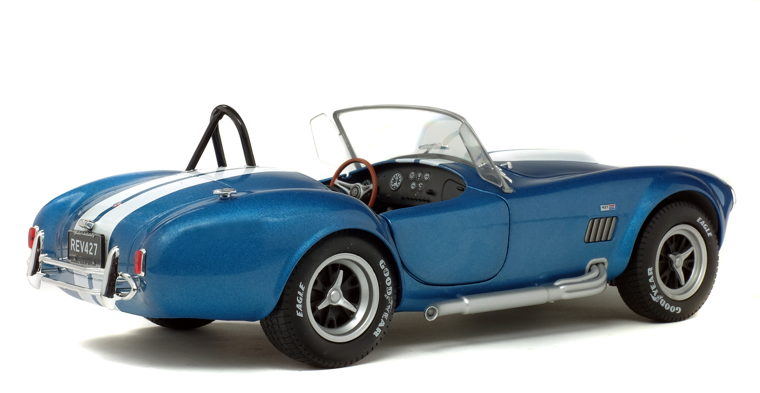 Масштабная модель AC Cobra 427 голубой металлик лучшая цена!