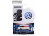 Масштабная модель Volkswagen T2 Van Hurst Shifters 1969 1:64 GreenLight 36080E ракурс 2