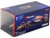 Масштабная модель Red Bull RB19 #1 Oracle Red Bull Racing c фигуркой пилота Verstappen Чемпион мира 2023 1:43 BBurago 38083V ракурс 3