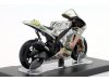 Масштабная модель Yamaha YZR-M1 Valencia Valentino Rossi #46 2007 ракурс 2
