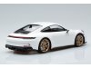 Масштабная модель Porsche 911 (992) GT3 Touring 2022 белый с золотистыми дисками 1:18 Minichamps 117069022 ракурс 2