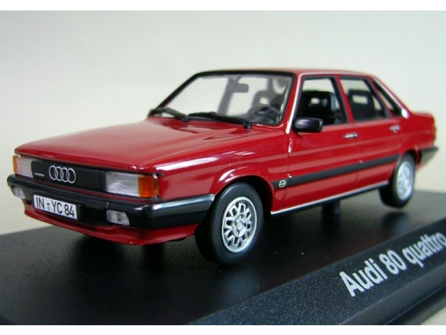 Масштабная модель Audi 80 quattro Red 1985 лучшая цена!