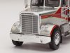 Масштабная модель Freightliner FLC 120 64 T 1977 седельный тягач, серебристый с оранжевым и красным 1:43 IXO TR200 ракурс 5