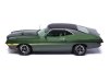 Масштабная модель Ford Gran Torino Sport 2 дв. 1972 зеленый с желтым и черным 1:18 IXO 18CMC185 ракурс 4