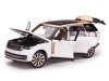 Масштабная модель Range Rover 2022 белый с бронзовым 1:18 LCD Models LCD18017-WH ракурс 4
