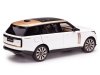 Масштабная модель Range Rover 2022 белый с бронзовым 1:18 LCD Models LCD18017-WH ракурс 3