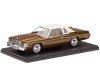 Масштабная модель Dodge Royal Monaco Coupe 1977 коричневый с бежевым 1:24 WhiteBox WB124261 ракурс 12