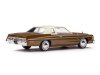 Масштабная модель Dodge Royal Monaco Coupe 1977 коричневый с бежевым 1:24 WhiteBox WB124261 ракурс 2