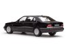 Масштабная модель Mercedes-Benz S600 (W140) 1997 обсидиановый черный металлик 1:18 Norev 183045 ракурс 2