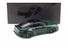 Масштабная модель Brabus 900 Rocket-R 2024 (Porsche 911) зеленый 1:18 GT Spirit GT959 ракурс 2