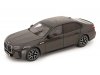 Масштабная модель BMW i7 M70 (G70) 2024 серый металлик