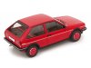 Масштабная модель Volkswagen Polo 2 Fox купе красный с белым 1:18 MCG MCG18523 ракурс 2