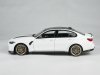 Масштабная модель BMW M3 CS 2023 G80 белый с черным 1:18 Minichamps 110023500 ракурс 9