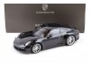 Масштабная модель Porsche 911 Carrera 4S (992) черный 1:18 Minichamps WAP0211120R992 ракурс 3