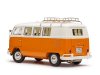 Масштабная модель Volkswagen T1 кемпер 1959 оранжевый с белым 1:18 Schuco 450060600 ракурс 2