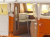 Масштабная модель Volkswagen T1 кемпер 1959 оранжевый с белым 1:18 Schuco 450060600 ракурс 8