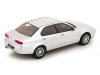 Масштабная модель Alfa Romeo 166 1999 серебристый 1:18 Triple9 T9-1800503 ракурс 2