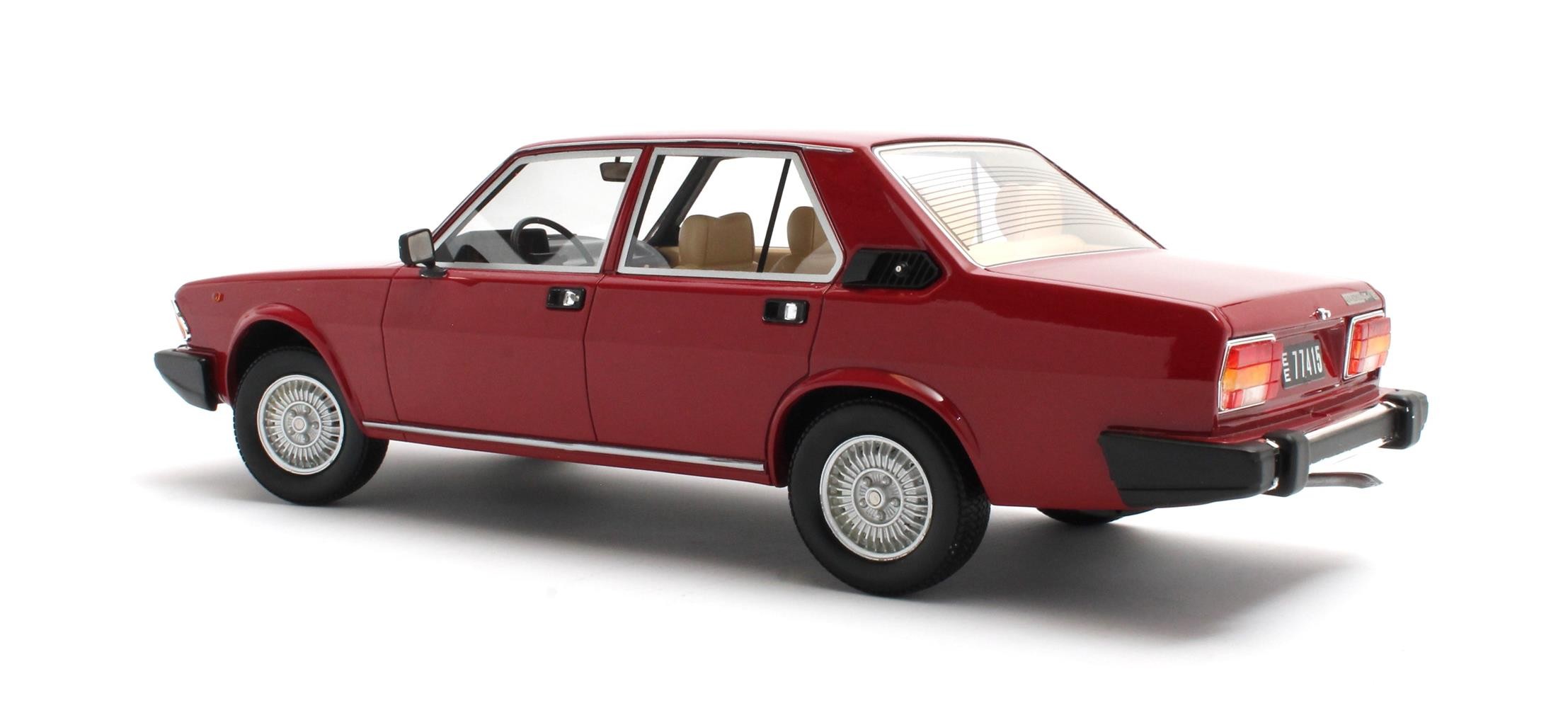Масштабная модель Alfa Romeo Alfa 6 2.5 Type 119 (1979-1983), темно-красный