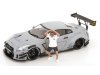Масштабная модель Nissan GT-R (R35) LBWK Body Kit 2 0 (2024) серый, с фигуркой Kato San