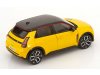 Масштабная модель Renault 5 E-Tech 2024 желтый с черным ракурс 2