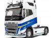 Масштабная модель Volvo FH16 750 Globetrotter Xl Goteborg Edition2021 белый с синим