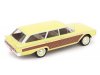 Масштабная модель Ford Country Squire 1960 желтый с отделкой деревом (вуди) ракурс 2