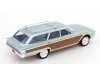 Масштабная модель Ford Country Squire 1960 бирюзовый металлик с отделкой деревом (вуди) ракурс 4