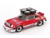 Масштабная модель Porsche 911 SC Gr.4 Техничка Porsche Almeras Rally Team Almeras/Tilber/Nogue Ралли Монте-Карло 1980 с багажником и колесами на крыше ракурс 1