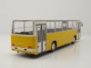 Масштабная модель автобус Ikarus 260.51 1975 белый с жёлтым ракурс 2