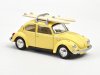 Масштабная модель Volkswagen Beetle 1303 с досками для серфинга 1973 Pastel Yellow(жёлтый)