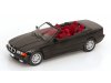 Масштабная модель BMW 325i Кабриолет со съемным мягким верхом (E36) 1996 чёрный 1:18 MCG MCG18318 ракурс 1