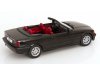 Масштабная модель BMW 325i Кабриолет со съемным мягким верхом (E36) 1996 чёрный 1:18 MCG MCG18318 ракурс 3