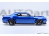 Масштабная модель Dodge Challenger SRT Jailbreak - 2022 (indigo blue, carbon stripes) синий с карбоновыми полосками ракурс 4