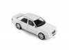Масштабная модель Mercedes-Benz E60 AMG W124 1994 белый 1:43 Solido S4313205 ракурс 10