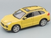 Масштабная модель Porsche Cayenne Turbo 2010 желтый 1:24 BBurago 21056Y
