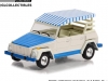 Масштабная модель Volkswagen Thing (Type 181) Acapulco Thing (1974) бежевый с синим 1:64 GreenLight 36060D