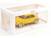 Масштабная модель Volkswagen Beetle 1303 1973 пастельный желтый 1:18 Norev 188675 ракурс 3