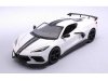 Масштабная модель Chevrolet Corvette Stingray Coupe 2020 белый с черным 1:24 Maisto 31534W