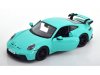Масштабная модель Porsche 911 (992) GT3 Coupe (2021) мятно-зелёный 1:24 BBurago 21104G ракурс 4