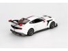 Масштабная модель Ford Mustang GTD Spirit of America 2025 белый с красным 1:64 Mini GT MGT01097BL ракурс 2