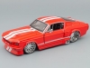 Масштабная модель Ford Mustang GT 1967 красный с белым 1:24 Maisto 31094